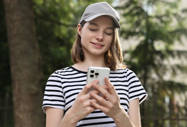 How to Avoid Summer Scams and Travel Fraud
